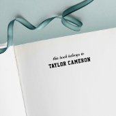 Script & Serif Varsity Style Dit boek hoort bij T0 Zelfinktende Stempel