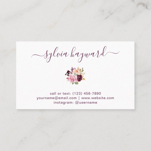 Script Signature Elegant Paarse Waterverf Floral Visitekaartje (Achterkant)