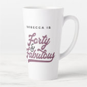  script voor 40 en fantastische verjaardagscourant latte mok (Rechts)