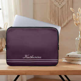 Scriptnaam Minimalist Plum Laptop Sleeve