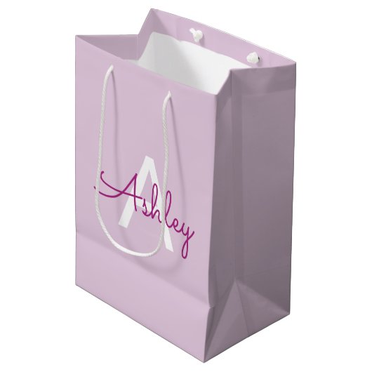 Scriptnaam & monogram | Magenta & Lichtpaars Medium Cadeauzakje (Voorkant Gekanteld)