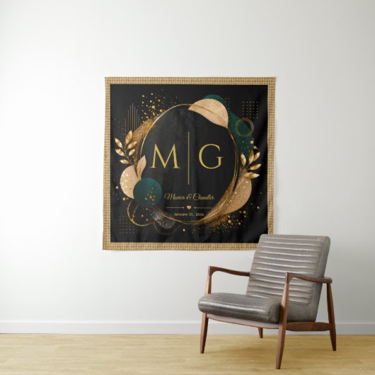 Scripts op zwart gouden abstract frame jute patroo wandkleed (In situ)