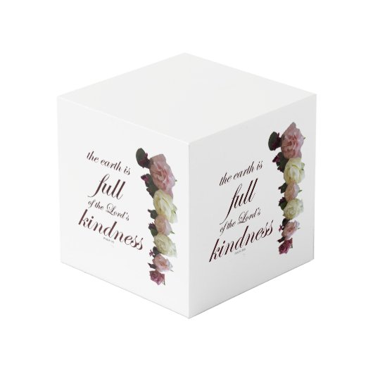 Scripture, Psalm 33, White and Pink Roses Kubus (Achter hoekig)