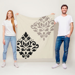 Scroll Damask Art I Black Taupe Cream Fleece Deken