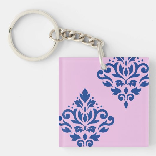 Scroll Damask Art I Blauw op Roze Sleutelhanger (voorkant)
