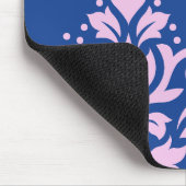Scroll Damask Art I Pink op Blauw Muismat (Hoek)