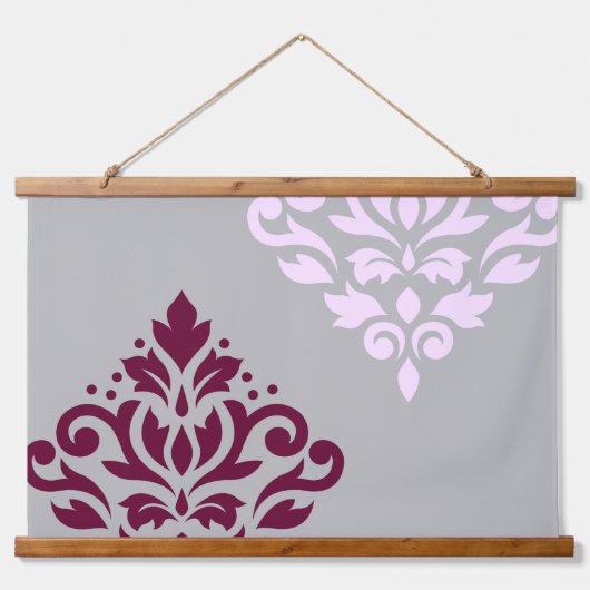 Scroll Damask Art I Plum Pink Grey Hangend Wandkleed (Voorkant)