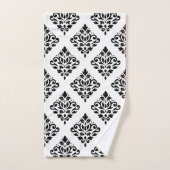 Scroll Damask Big Ptn II Black op White Handdoek (Handdoek)