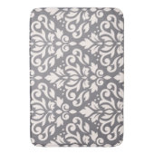 Scroll Damask Grote Patroon Cream op Grijs Badmat (Voorkant Verticaal)