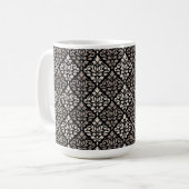 Scroll Damask Pattern Taupe Cream Black Koffiemok (Voorkant links)