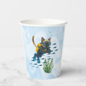 Scuba Cat is diving  Underwater  Papieren Bekers (Achterkant)