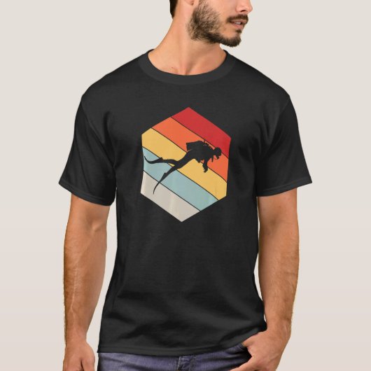 Scuba Divemaster Geometric Distress Vinta T-shirt (Voorkant)