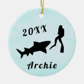 Scuba Diver & Shark Ocean Sea Underwater Diving Keramisch Ornament (Voorkant)