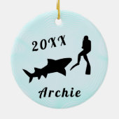 Scuba Diver & Shark Ocean Sea Underwater Diving Keramisch Ornament (Achterkant)