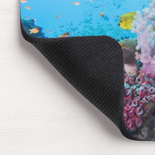 Scuba duiken met kleurrijk rif en koraal muismat (Hoek)