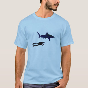 SCUBA-duiker en haai T-shirt