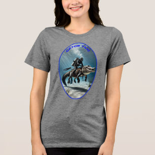 SCUBA Duiker Rijden op een Alligator URM Tri-Blend Shirt