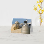 Scuba-duiktank op strand kaart (Gele Bloem)