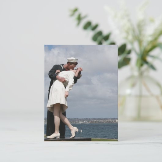Sculpture Unconditional Surrender in San Diego Briefkaart (Staand voorkant)