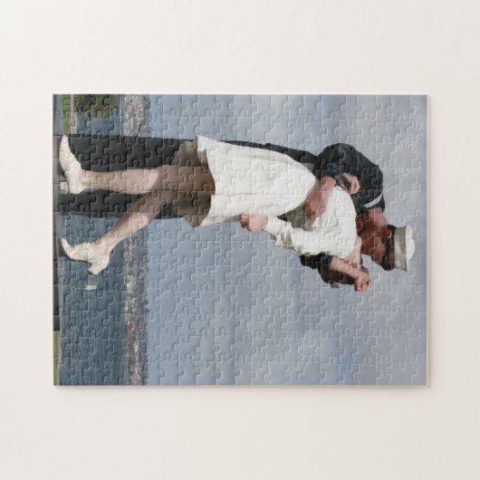 Sculpture Unconditional Surrender in San Diego Legpuzzel (Horizontaal)