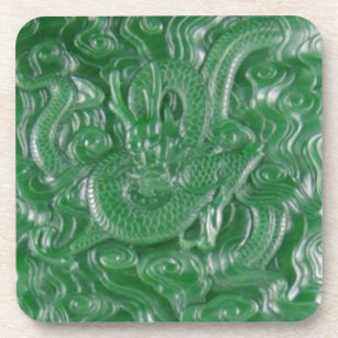 sculptuur van de groene jade chinese draak bier onderzetter