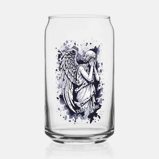 Sculptuur van een wenende engel - met spatten 1 blikvorm glas (Achterkant)