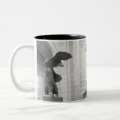 Sculptuur van Samothrace Nike Tweekleurige Koffiemok (Links)