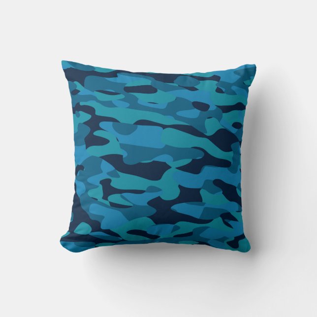 sea blue, midnight blue, teal blue, and blue camo kussen (Voorkant)