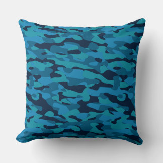 sea blue, midnight blue, teal blue, and blue camo kussen