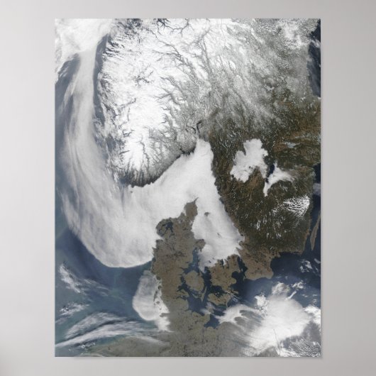 Sea Fog in Scandinavia Poster (Voorkant)