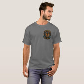Sea Monster Battles the US Navy T-Shirt (Voorkant volledig)