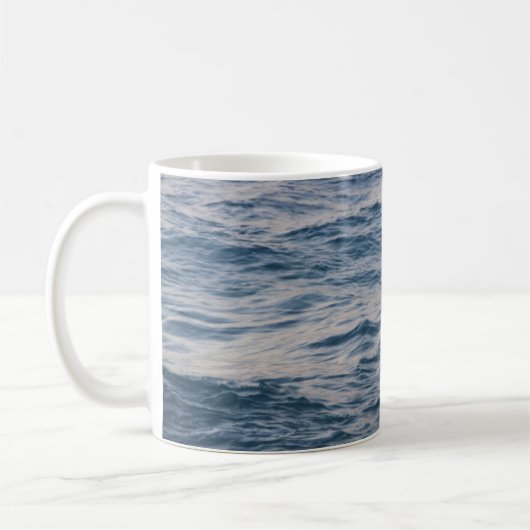 Sea water closeuds koffiemok (Links)