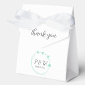Seafoam Eenvoudige Hart Krans Monogram Huwelijk Bedankdoosjes (Voorkant)