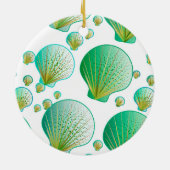 Seafoam groene zeeschelpen op wit keramisch ornament (Achterkant)