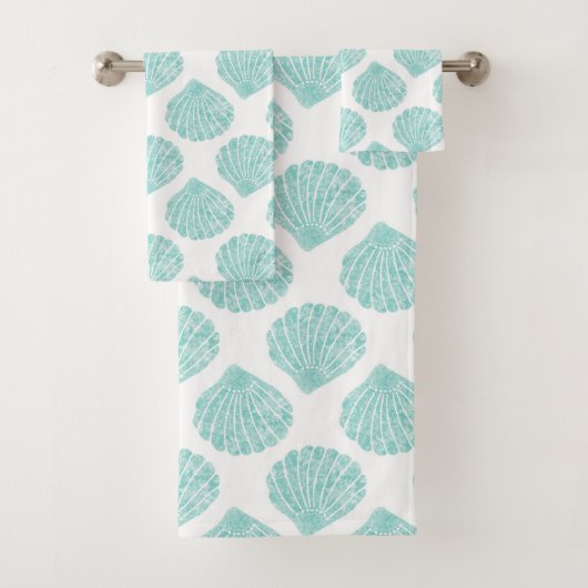 Seafoam Seashell Pattern Bad Handdoek (Insitu)