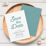Seafoam Waves Sla de datum Kaart<br><div class="desc">Seafoam Waves Save the Date kaart heeft seafoam groene golven patroon achterkant. Personaliseer het door de plaatsaanduidingstekst te vervangen. Klik op de knop "Aanpassen" voor meer opties, zoals het lettertype en de grootte/kleur ervan of de spatiëring tussen letters wijzigen. *Het Zazzle-watermerk dat in het zoomvoorbeeld wordt weergegeven, wordt NIET weergegeven...</div>
