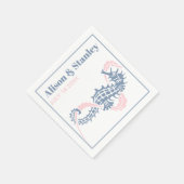Seahorse and seaweed dusty blue and blush bruiloft servet (Hoek)
