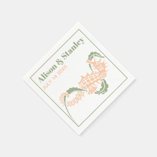 Seahorse and seaweed sage green and peach bruiloft servet (Hoek)