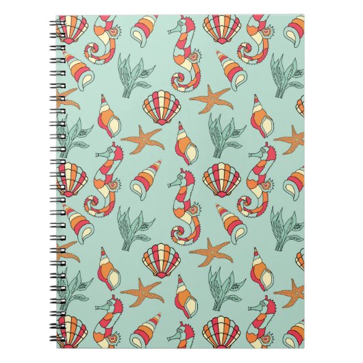 Seahorse en Seashell Pattern Blauwgroen Notitieboek (Voorkant)
