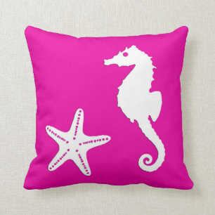 Seahorse & starfish - white on fuchsia roze kussen