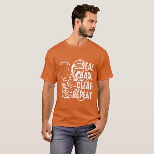 Seal Base Clear Repeat Funny Car Sprayer Car Paint T-shirt (Voorkant volledig)