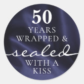 Sealed with a Kiss Blue 50th Birthday Anniversary Ronde Sticker (Voorkant)