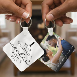 Sealed with a Kiss White 1st Birthday Anniversary Sleutelhanger