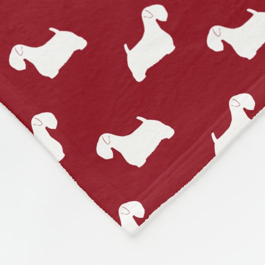 Sealyham Terrier Silhouettes Pattern Red en White Fleece Deken (Hoek)