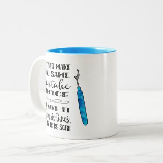 Seam Ripper—Dezelfde fout tweemaal Mok (Voorkant links)