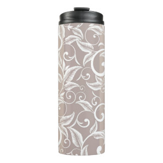 Seamless damask pattern. Vintage ornament. pattern Thermosbeker