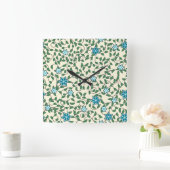 Seamless floral pattern on beige background vierkante klok (Huis)