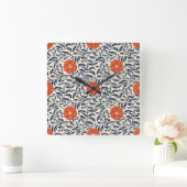 Seamless floral pattern with vibrant orange flower vierkante klok (Huis)