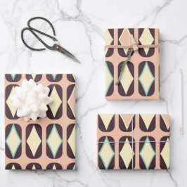Seamless geometric pattern in dark brown leaf  inpakpapier vel