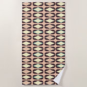 Seamless geometric pattern in dark brown leaf  strandlaken (Voorkant)